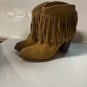 Frye Llana Suede Fringed Bootie
